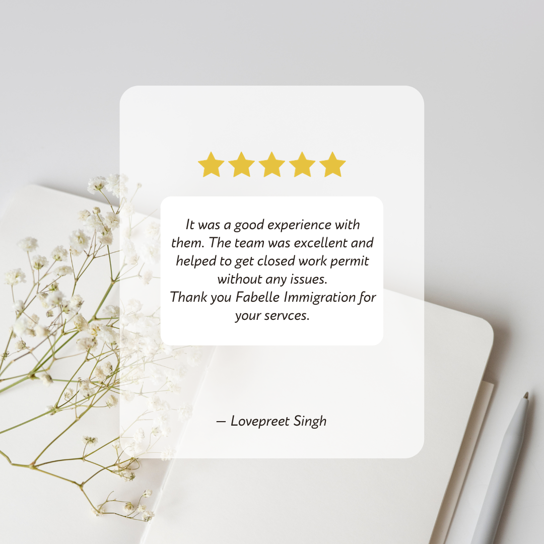 White Elegant Minimalist Testimonial For Women's Business Instagram Post -3